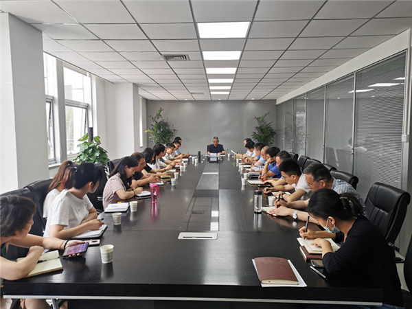 集团公司党委副书记王建国出席生态环境公司干部大会(图1)