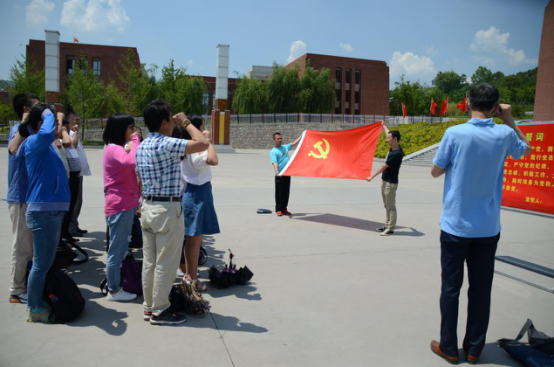 测试公司开展“庆七一”党日活动 全体党员前往红色革命根据地-照金参观学习(图2)